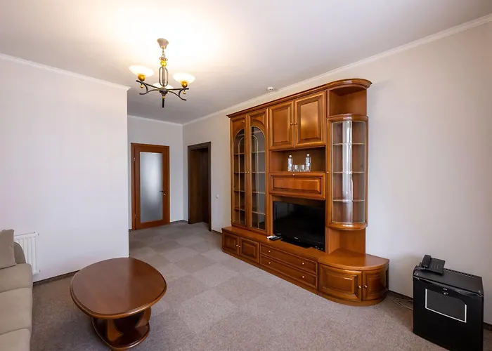 Готель Stanislaviv